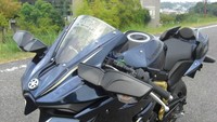 Modifikator asal Jepang mencoba memodifikasi Z125 dengan konsep Ninja H2. Adapun model yang dijadikan bahan modifikasi adalah Z125 Pro.Foto: Smart Pleasure