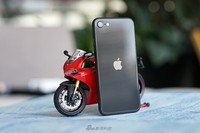 iPhone SE