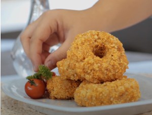 Resep Donat Mie Lezat untuk Jadi Camilan Saat WFH