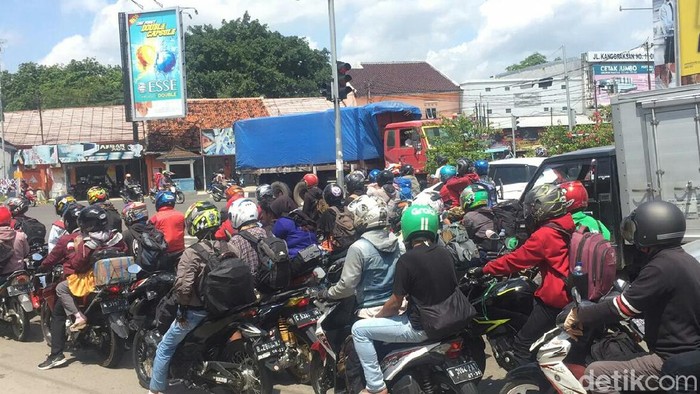 Pemotor dari jakarta padati pantura