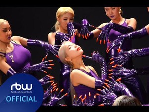 Sisi Lain Solar MAMAMOO di Debut Solo Spit It Out