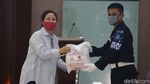 DPR RI Bagi-bagi Sembako