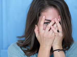 Bagaimana Rasanya Berhadapan dengan Ekshibisionis? Ini Pengakuan Penyintas