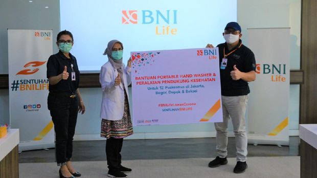 Lawan Covid-19, BNI Life Berikan Bantuan Medis ke Puskesmas