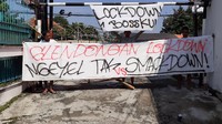 Waduh, jangan nekat nih nanti diajak gulat. Foto: Twitter @maulanabarrp