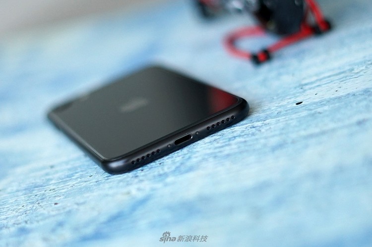 iPhone SE