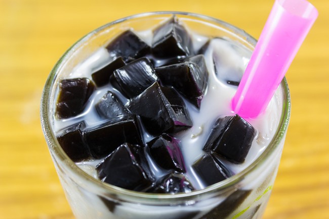 Kerap Diburu Saat Ramadhan, Ini 5 Fakta Cincau Hitam