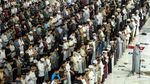 Salat Tarawih Pertama di Aceh Tanpa Pyshical Distancing