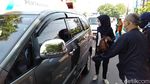 Hari Pertama PSBB di Tegal, Kendaraan Masih Bisa Menerobos Barikade