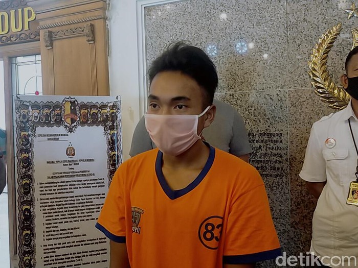 pembunuhan di surabaya