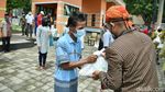 Pandemi Corona, Pedagang di Obwis Kebumen Dapat Sembako