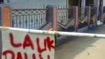 Bikin Ngakak, Rupa-rupa Spanduk Lockdown Khas Indonesia: Lauk Daun sampai Download