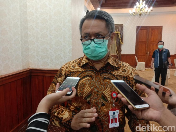 Presiden Joko Widodo telah menetapkan larangan mudik guna menakan angka kasus Corona. Namun sebelum larangan berlaku, jumlah pemudik di Jatim sudah mencapai 13.430 orang.