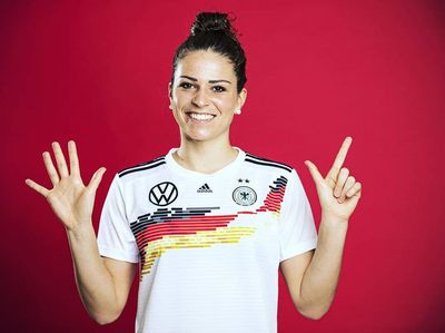 Kenalkan Melanie Leupolz: Main di Chelsea, Pacari Sami Khedira