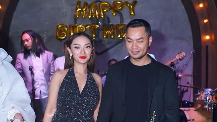 Zaskia Gotik dan Sirajuddin
