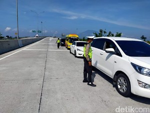 Cerita Pemudik Jakarta Ngomel di Tol Ngawi Saat Disuruh Putar Balik