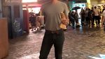 Momen Kulineran Rain, Si Tampan yang Hobi Makan Kepiting