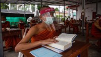 Ditengah pandemi COVID-19 banyak sekolah di belahan dunia mengganti metode aktivitas belajar mengajarnya seperti belajar di rumah.