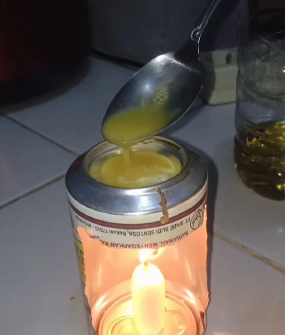 masak telur pakai kaleng minuman