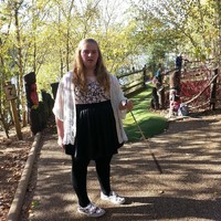 Dokter yang memeriksa Holly sempat menyatakan bahwa dia tidak akan bisa menurunkan berat badannya tanpa operasi. Tapi nyatanya perkataan dokter tersebut bukannya menjadi motivasi bagi Holly untuk menurunkan berat badan, melainkan justru membuatnya menjadi semakin malu dan banyak makan. Foto: dok. Slimming World