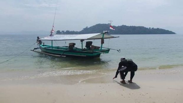 Pantai Mutun Lampung Pantai Mutun Lampung