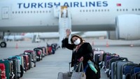 Sekitar 25.000 warga Negara Turki dari 59 negara, dipulangkan atau mudik ke negara mereka sendiri dalam rangka menyambut Ramadhan. Upaya ini adalah prakarsa dari pemerintah setempat atas instruksi dari Presiden Turki Recep Tayyip Erdogan setelah berkoordinasi dengan Kementerian Luar Negeri. Rasit Aydogan/Anadolu Agency via Getty Images.