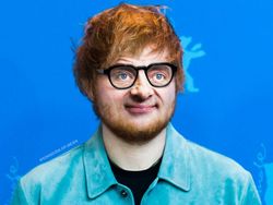 Kocak! Konten Kreator Hibur Orang dengan Photoshop Mr. Bean