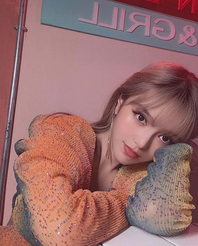  Postingan panjang yang merinci alasan perpisahan mereka ini pun membuat para penggemar dan netizen terkejut. Tak sedikit dari mereka merasa jijik atas klaim Grace yang menuturkan jika Show Luo kerap berpesta seks dengan banyak wanita. Foto: Instagram