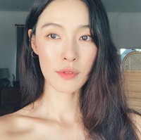 Aku melaporkan Kahi ke polisi karena ia melanggar aturan isolasi diri untuk COVID-19, tulis seorang netizen seperti dikutip Dispatch. Foto: dok. Instagram @kahi_korea