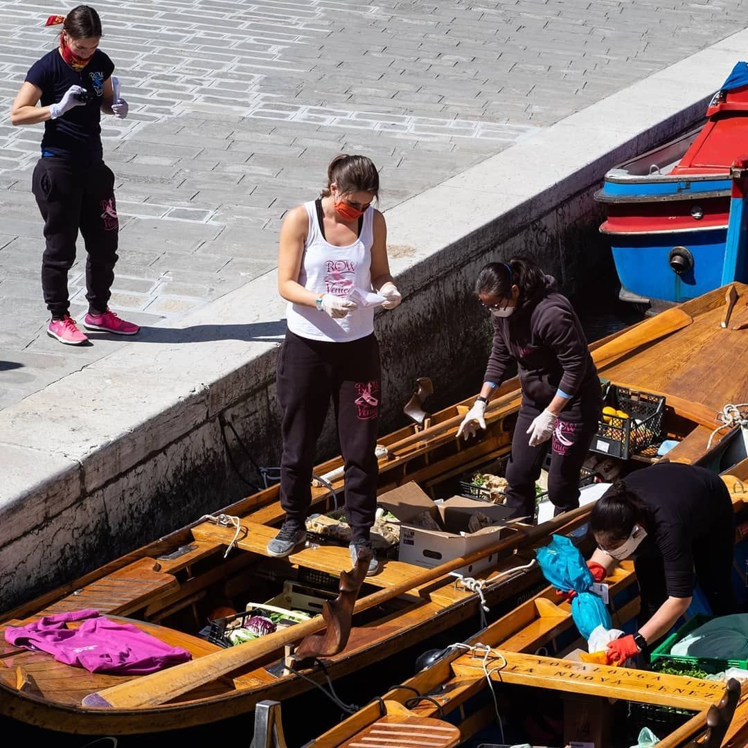 antarkan makanan di venesia