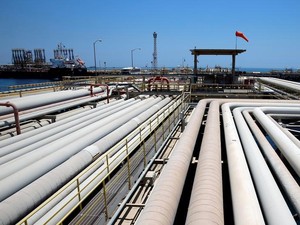 China Borong Minyak Dunia Saat AS Tutup Keran Impor