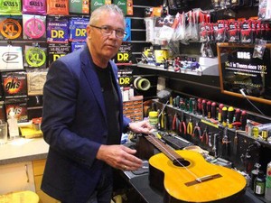 Permintaan Alat Musik di Australia Meningkat Tapi Penjual Kesulitan Dapatkan Barang