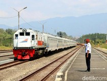Tak Lagi Putar ke Utara, KA Lintas Selatan Kini Mengantre Lalui Satu Jalur