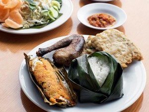 5 Rumah Makan Sunda di Bandung, Cocok Buat Bukber Keluarga