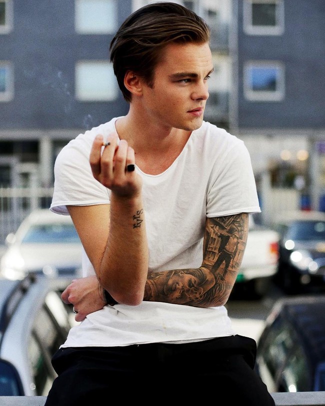 Salah satu penampilan Konrad yang mirip Leo. (Foto: Instagram/@konradannerud)