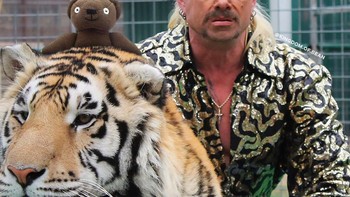 Joe Exotic sebagai Mr. Bean. Karya Adam Pickard lainnya bisa kalian lihat di akun Instagram @@kingdom.of.bean. Foto: Instagram @kingdom.of.bean