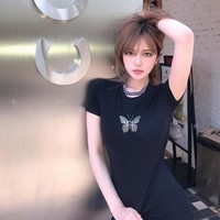 Grace Chow, influencer asal China mencuri perhatian setelah mengakui hubungan asmaranya dengan artis Taiwan, Show Luo kandas. Pengakuan Grace yang mengungkapkan penyebab putusnya hubungan cinta yang telah dibina selama sembilan tahun itu pun mengejutkan publik. Foto: Instagram