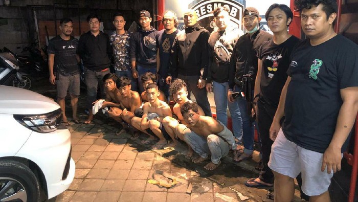 Polisi tangkap 7 kawanan jambret sadis di Makassar.