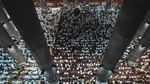 Potret Salat Tarawih di Masjid Istiqlal Sebelum dan Saat Corona