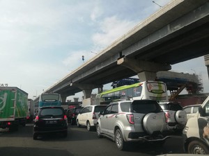 Bus AKAP Lewat Tol Tanpa Penumpang
