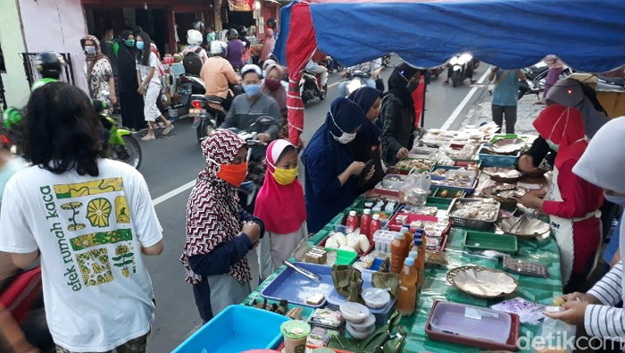 Suasana di Jalan Jogokariyan, Kota Yogyakarta, Jumat (24/4/2020)