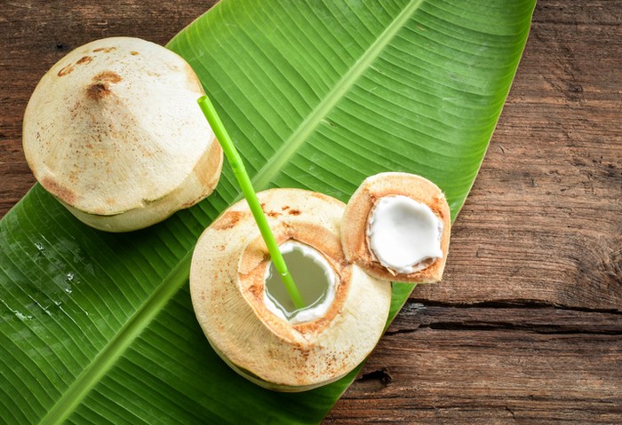 Tips pilih kelapa muda