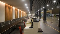 Kementerian Perhubungan menghentikan sementara aktivitas penerbangan komersil terjadwal baik dalam dan luar negeri untuk mencegah penyebaran virus corona (COVID-19) sebagai pengendalian transportasi selama masa mudik Lebaran 1441 H yang dimulai 24 April hingga 1 Juni 2020. ANTARA FOTO/Umarul Faruq.