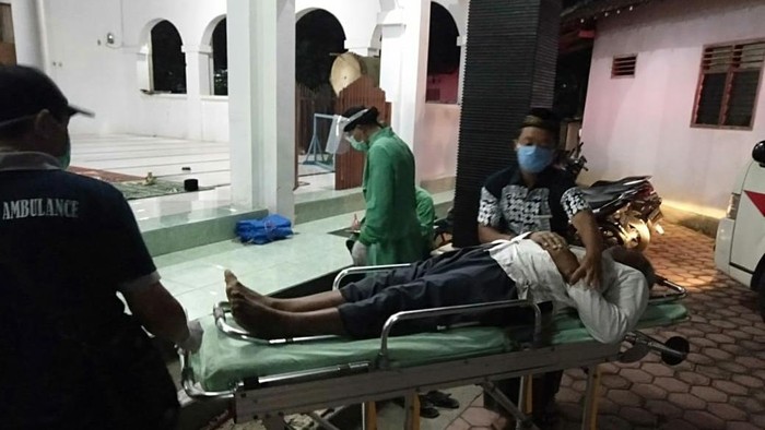 meninggal usai salat