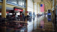 Bandara Nasional Ronald Reagan Washington DC, Amerika Serikat, nyaris tanpa aktivitas.