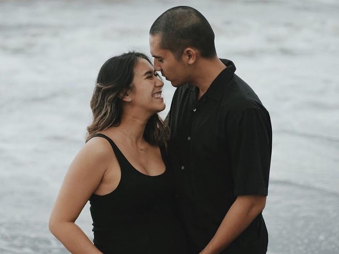 Westny DJ Melahirkan Anak Pertama