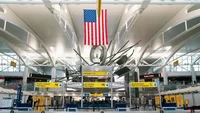 Pemandangan sepinya Bandara Internasional John F. Kennedy yang berlokasi di Queens, New York, Amerika Serikat.