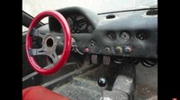 Selain dari luar, bagian interior mobil ini juga sudah terlihat mengenaskan Foto: motor1