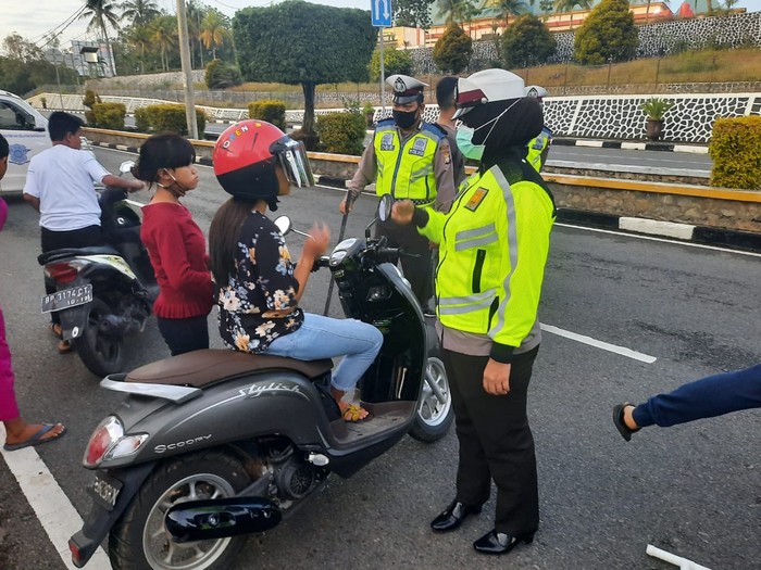 Merespon laporan keresahan warga soal balap liar, Polres Tanjungpinang langsung turun ke jalan menertibkan aksi tersebut.