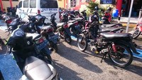 Hasilnya, sebanyak 16 (enam belas) unit kendaraan bermotor roda 2 dan 26 (dua puluh enam) orang yang menjadi pemain dan penonton balapan liar tersebut diamankan di Mako Polres Tanjungpinang.
